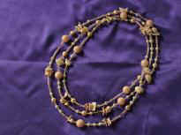 Endloskette mit Muschelstcken und Ssswasserperlen