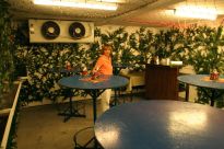 Glhweinausschank im Khlcontainer