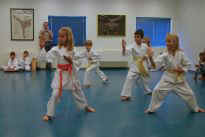 die "Kleinen" zeigen ein Kata