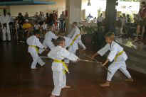 eine bung mit Stcken