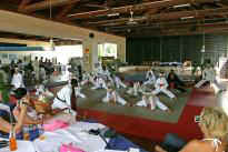 Gruppe beim Aufwrmen