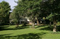 Andreas Farm in Val - Park und Farmhaus